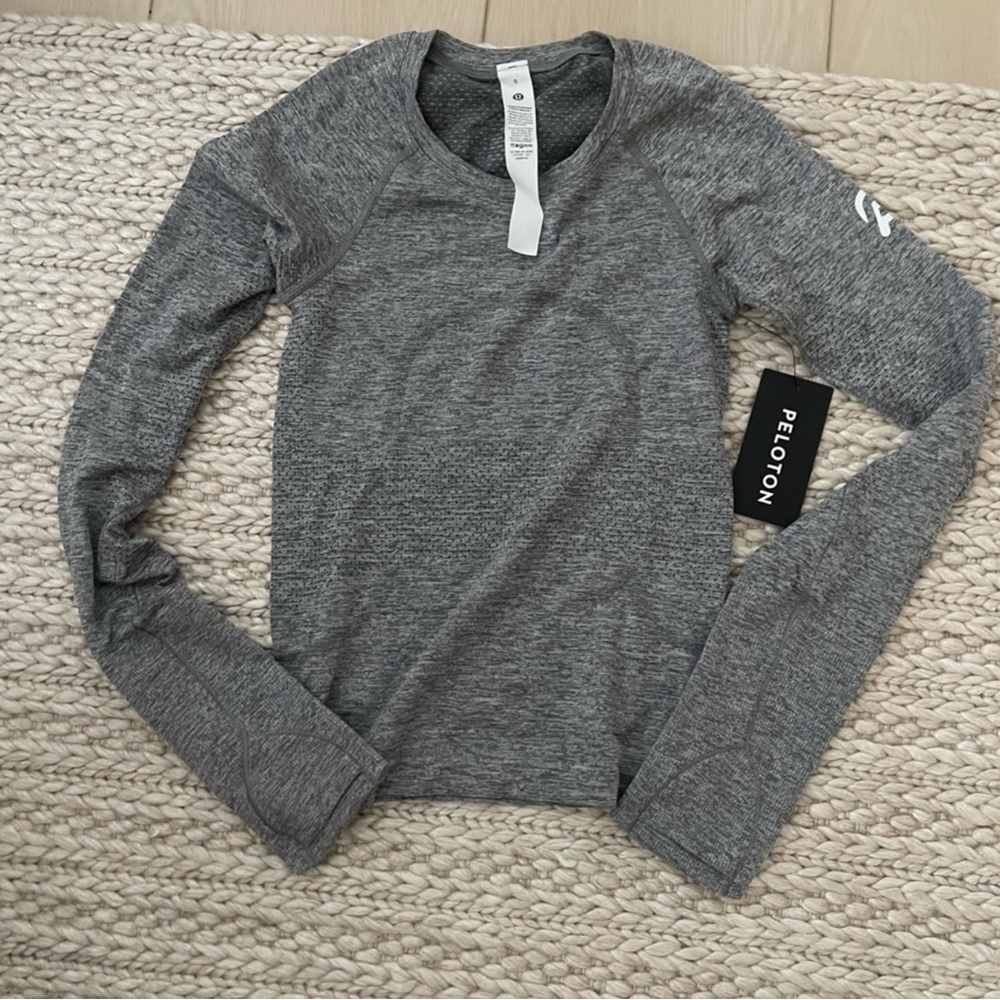 Lululemon x Peloton AthleticaI Gray swiftly tech 2.0 Long Sleeve Top NWT size 0